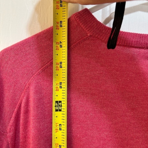 Peter Millar Crown Soft Silk Blend V-Neck Sweater Pink Soft Golf Resort Men Sz M - Picture 5 of 6